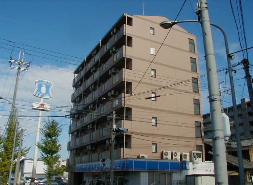 ルミエール吉岡