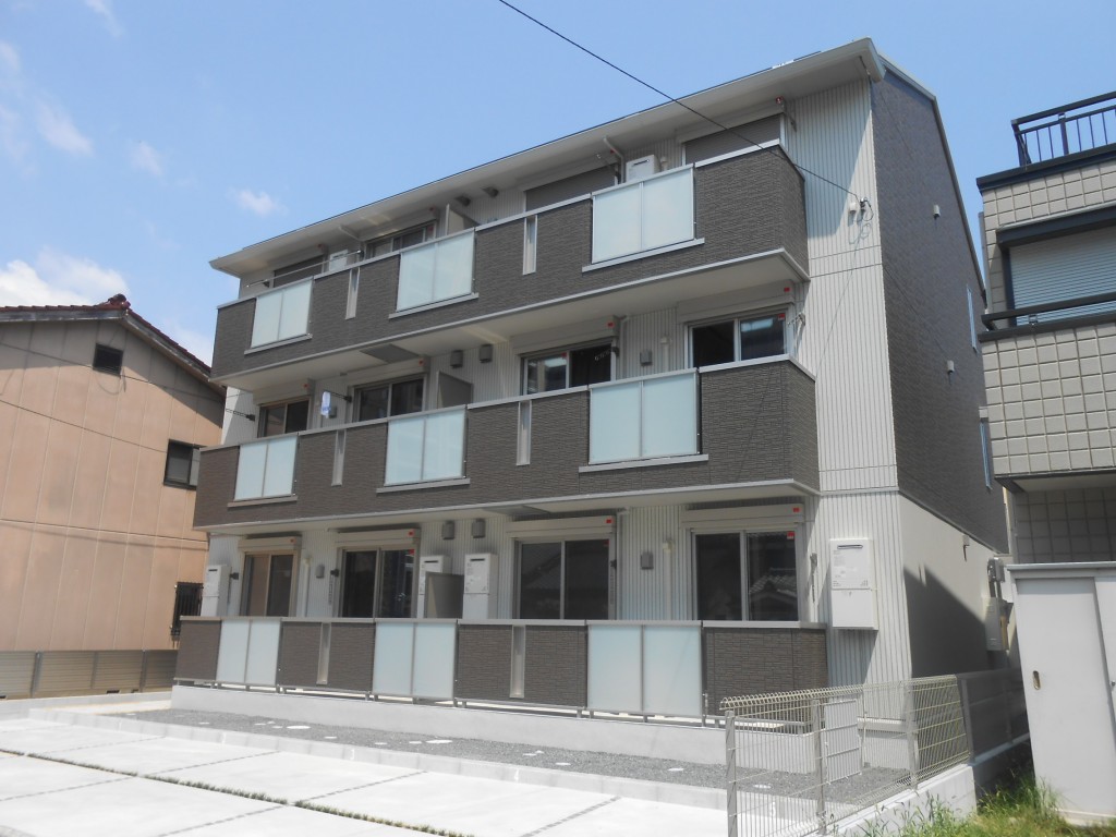 セジュール石山