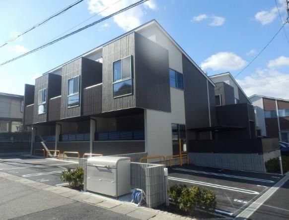スクエアコート一里山ウエスト