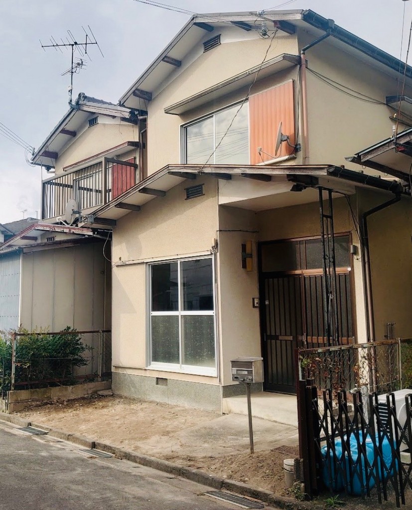 東近江市三津屋町貸家